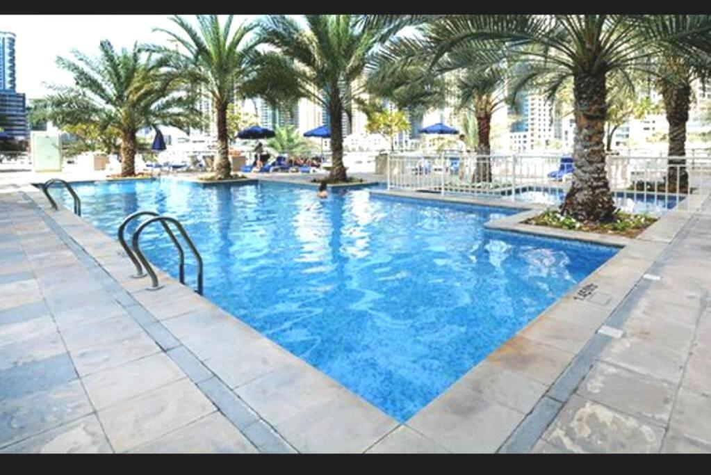 Dubai Marina 1 Bedroom Apt. Walking Distance Jbr. Buitenkant foto